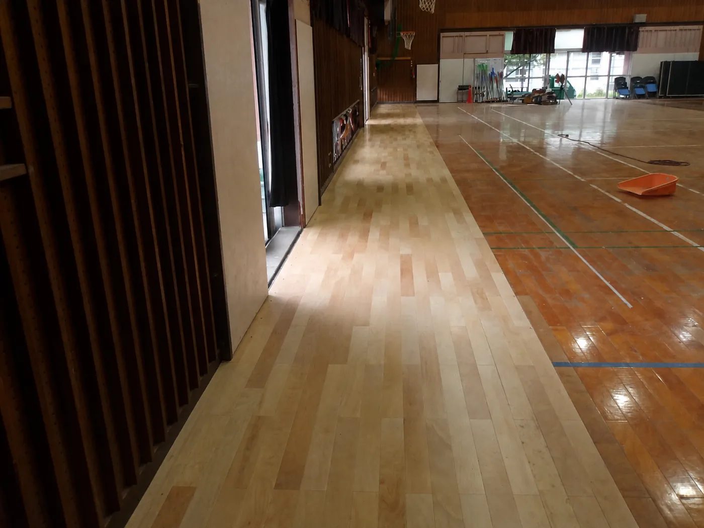 体育施設の木製床改修